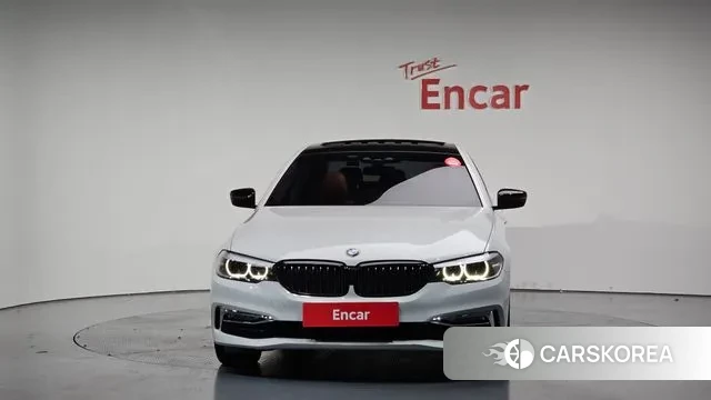 BMW 5 Series (G30) id 3444971 из Кореи 13