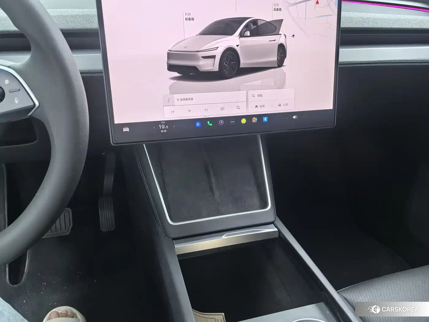 Tesla Model Y 2025 Белый из Китая, фото 6