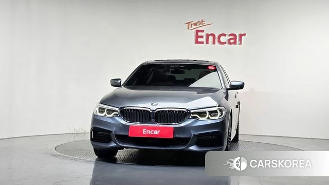 BMW 5 Series (G30) id 4434933 из Кореи 23