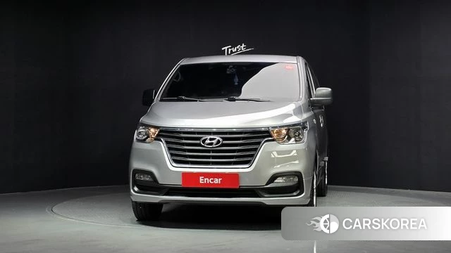 Hyundai The New Grand Starex id 4496165 из Кореи 23