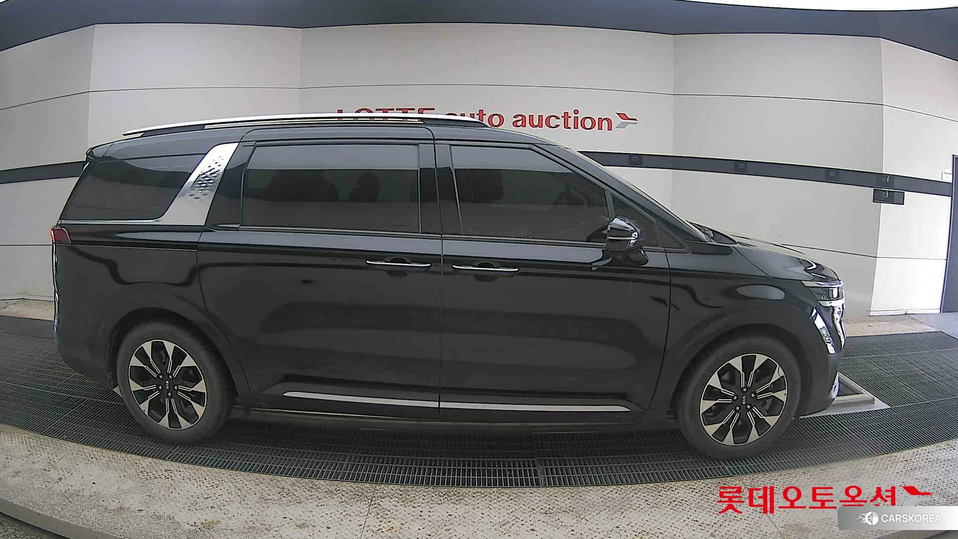 Kia Carnival id 4289625 из Кореи 23