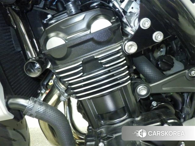 Engine photo