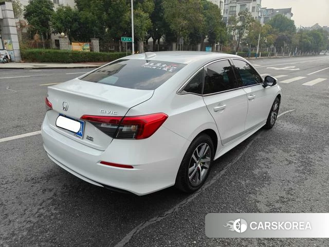 Honda Civic 2023 Белый из Китая, фото 3