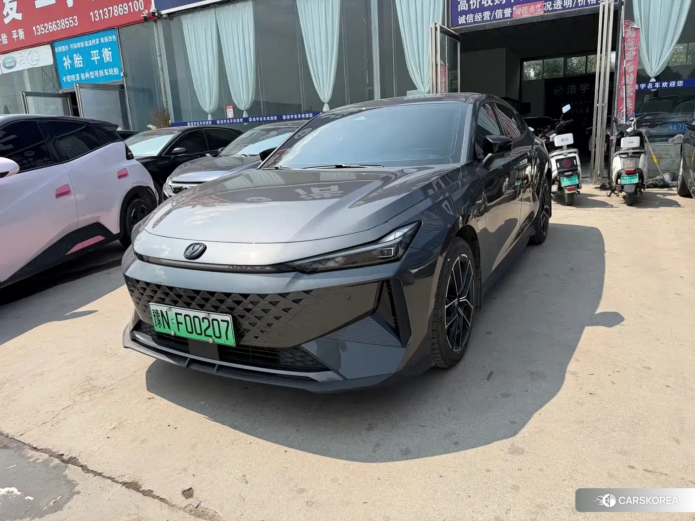 Chang'an Changan UNI-V Smart iDD 2024 Silver/gray из Китая, фото 3