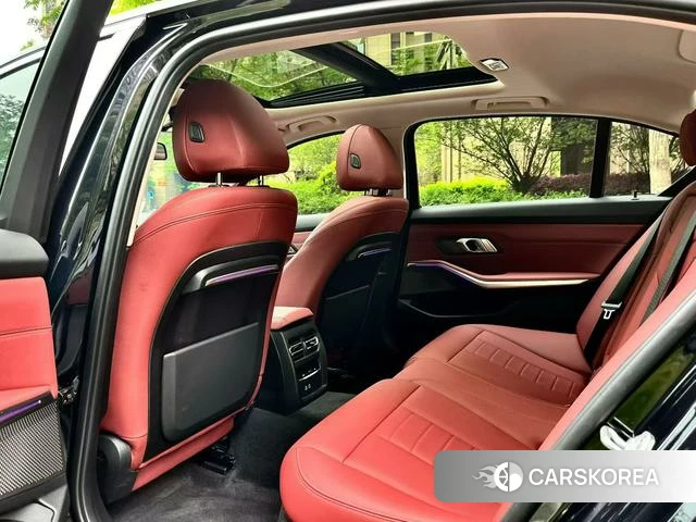 BMW 3 series 2021 Черный из Китая, фото 3