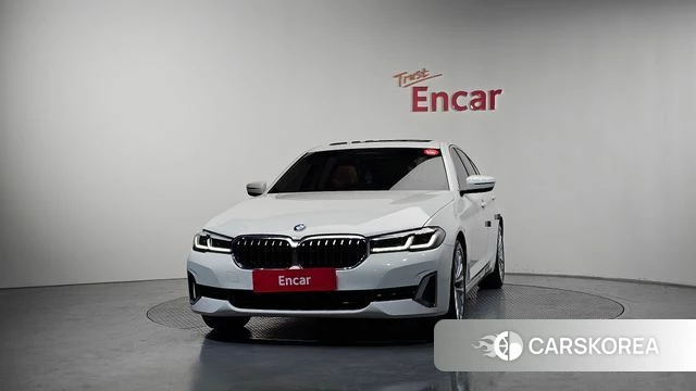 BMW 5 Series (G30) id 4178197 из Кореи 13