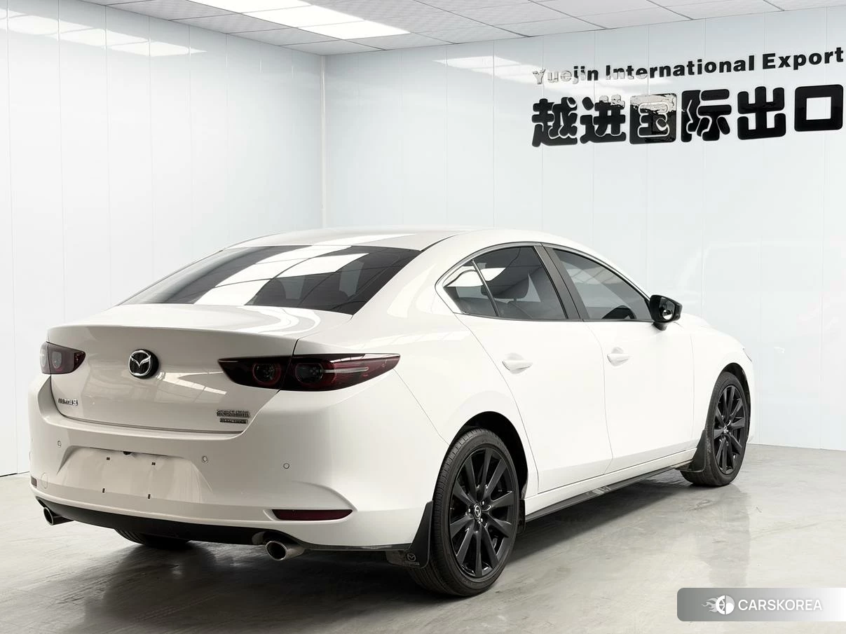 Mazda 3 Angkesaila 2022 Белый из Китая, фото 4