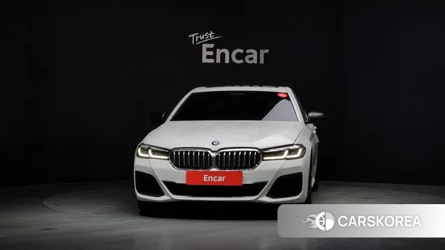 BMW 5 Series (G30) id 3650843 из Кореи 13