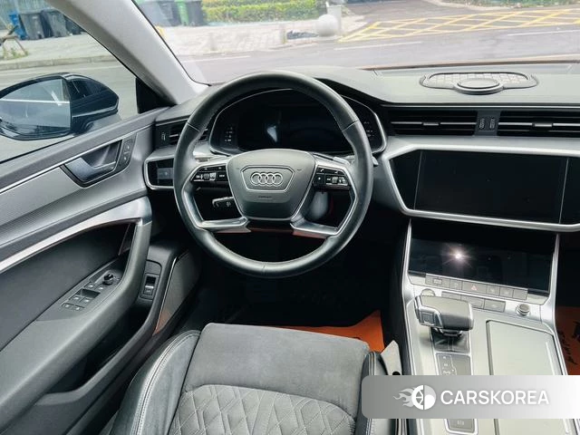 Audi A7L id 4328759 из Китая 12