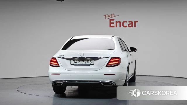 Mercedes-Benz E-Class W213 id 4295183 из Кореи 23