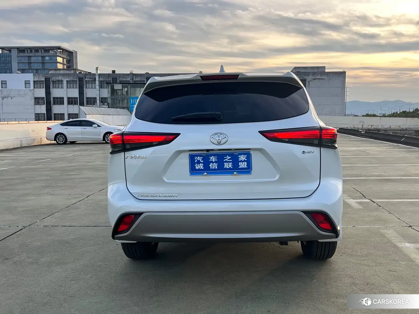 Toyota Highlander id 4617103 из Китая 11