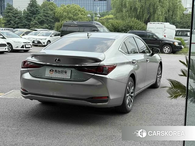 Lexus ES id 4301302 из Китая 12