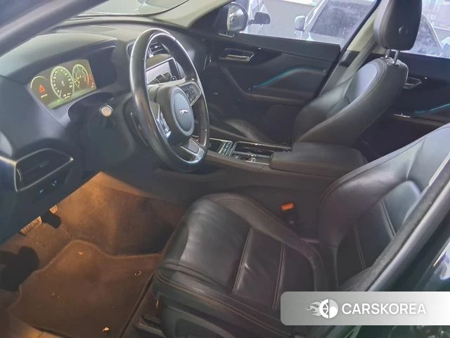 Jaguar F-PACE 2018 Черный из Кореи, фото 4