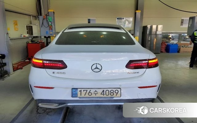 Mercedes-Benz E-Class W213 2022 Белый из Кореи, фото 6