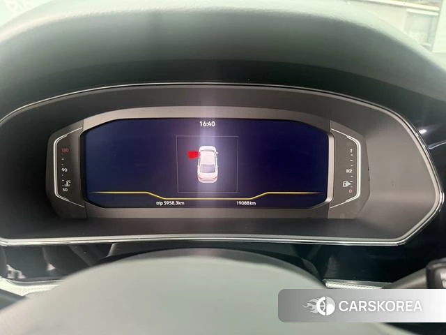 Volkswagen Passat id 4240483 из Китая 11