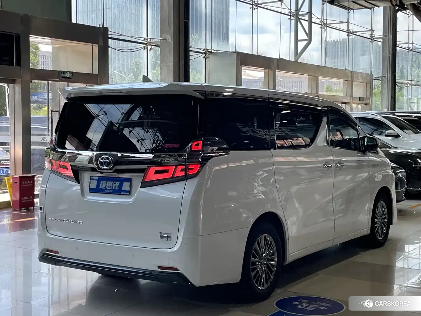 Toyota Vellfire id 4547574 из Китая 12
