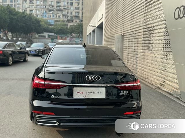 Audi A6L id 4272532 из Китая 8