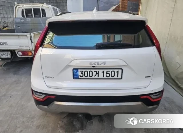 Kia Di Ol Nu Niro 2022 Белый из Кореи, фото 3