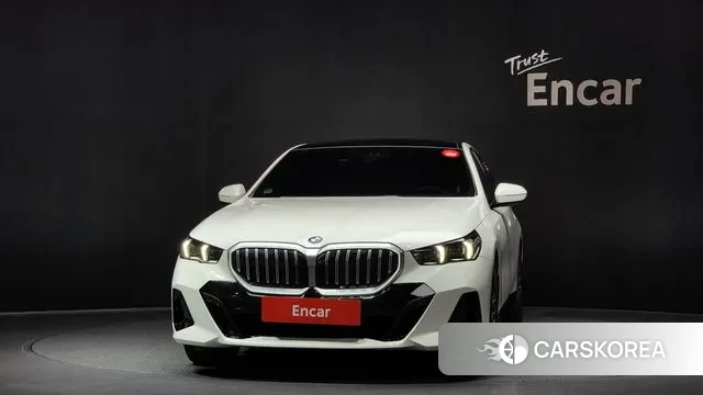 BMW 5 Series (G60) id 3477537 из Кореи 13