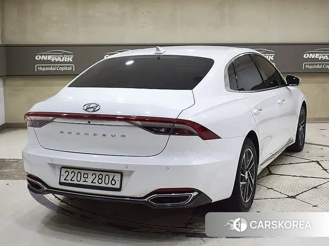 Hyundai The New Grandeur IG id 3401370 из Кореи 13