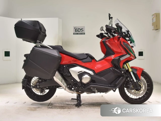 Проданный Honda X-ADV 750 2023 из Японии