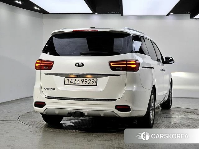 Kia The New Carnival id 4551762 из Кореи 13