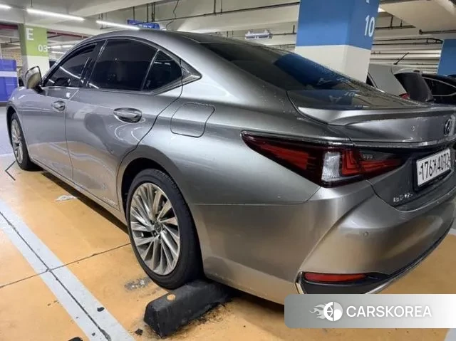 Lexus ES300h 7th generation 2021 Серый из Кореи, фото 6