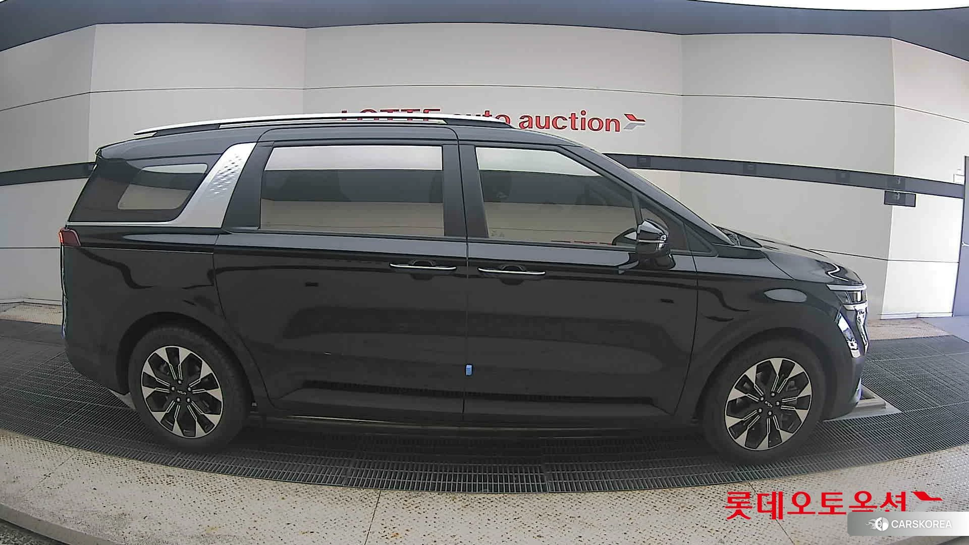 Kia Carnival id 4902478 из Кореи 23