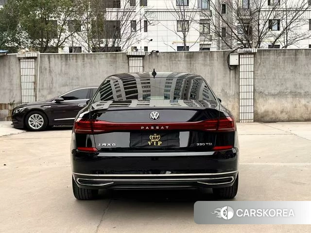 Volkswagen Passat 2023 Черный из Китая, фото 3