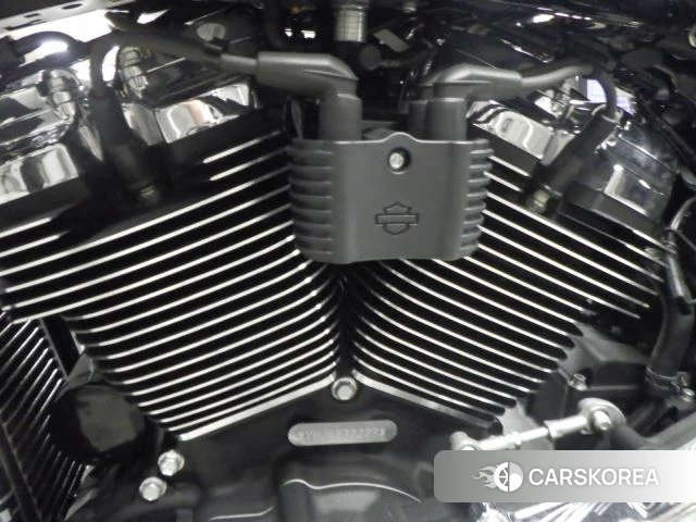 Engine photo