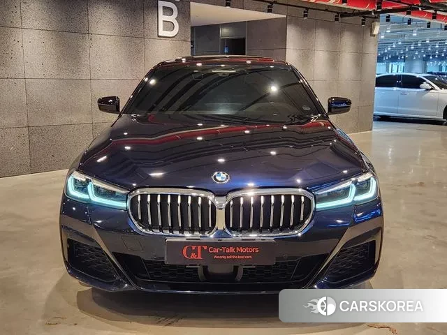 BMW 5 Series (G30) id 3691805 из Кореи 13