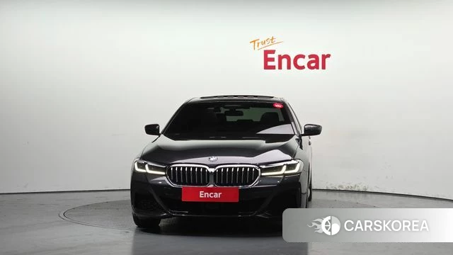 BMW 5 Series (G30) id 4395759 из Кореи 23
