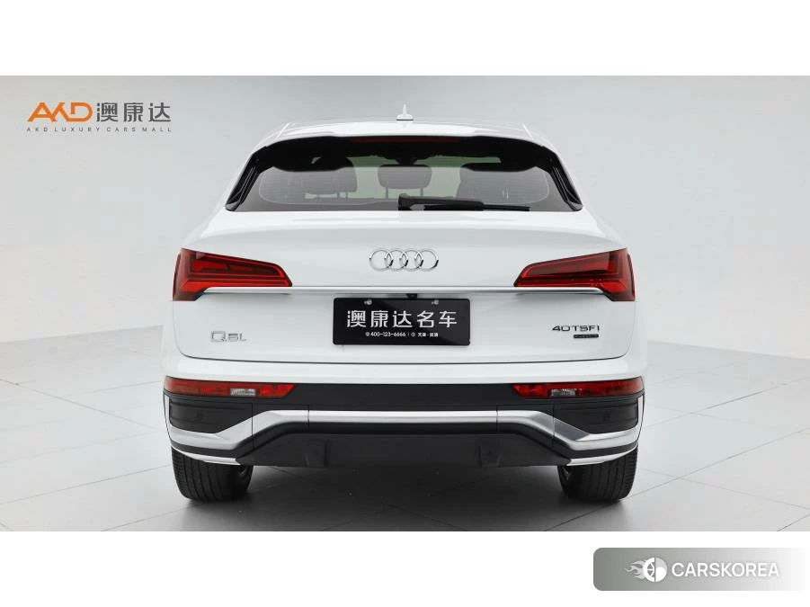 Audi Q5L Sportback 2022 Белый из Китая, фото 3