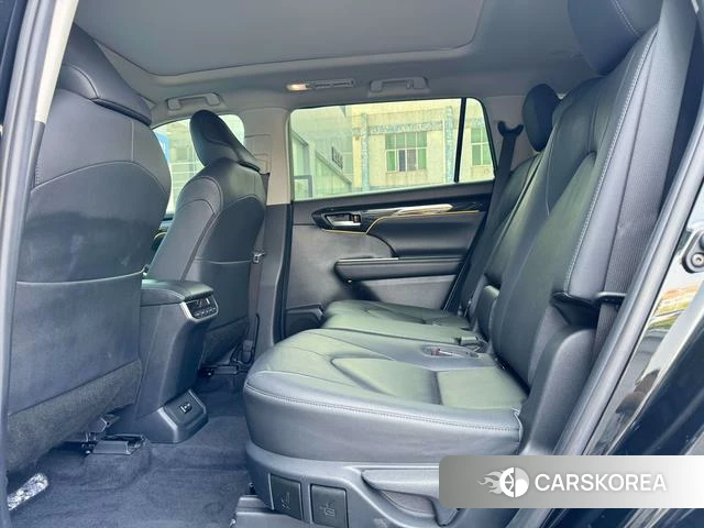 Toyota Highlander 2024 Черный из Китая, фото 5