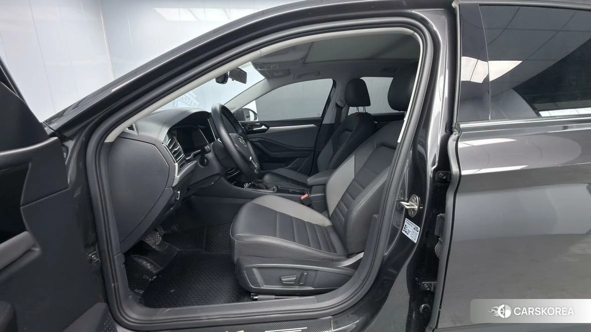 Volkswagen Sagitar 2022 Темно-серый из Китая, фото 4