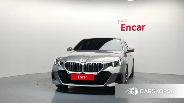 BMW 5 Series (G60) id 4523157 из Кореи 13