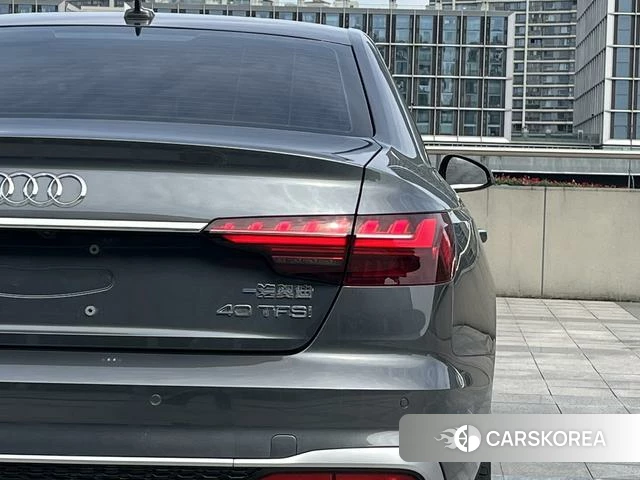 Audi A4L id 4275631 из Китая 12