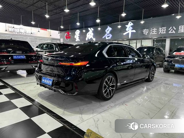 BMW 7 series id 4219246 из Китая 23