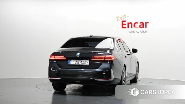 BMW 5 Series (G60) id 4584710 из Кореи 23