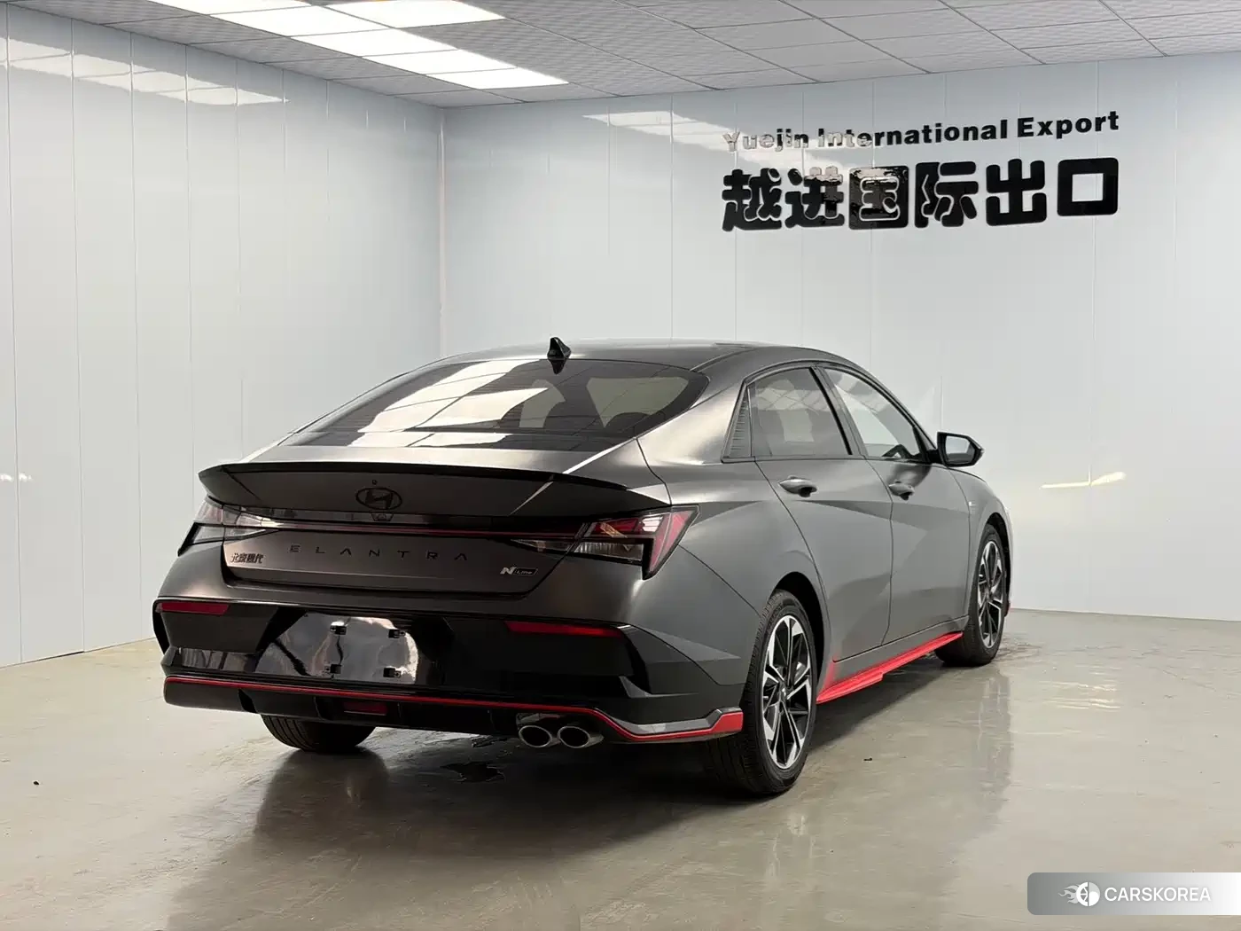 Hyundai Elantra 2023 Silver/gray из Китая, фото 3