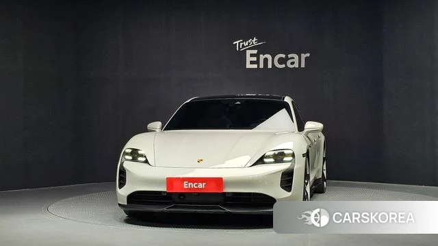 Porsche Taycan id 4863670 из Кореи 13