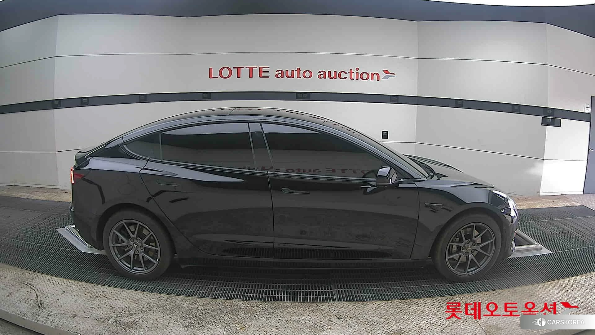 Tesla Model 3 Long Range id 3875662 из Кореи 16