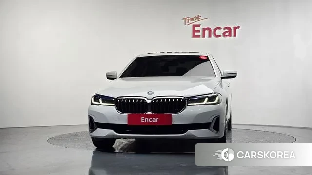 BMW 5 Series (G30) id 3301368 из Кореи 13