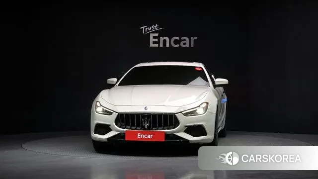 Maserati Ghibli id 3612266 из Кореи 13