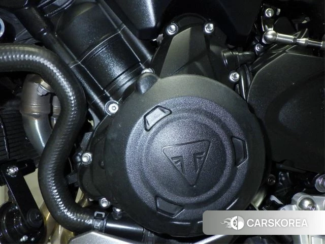 Engine photo