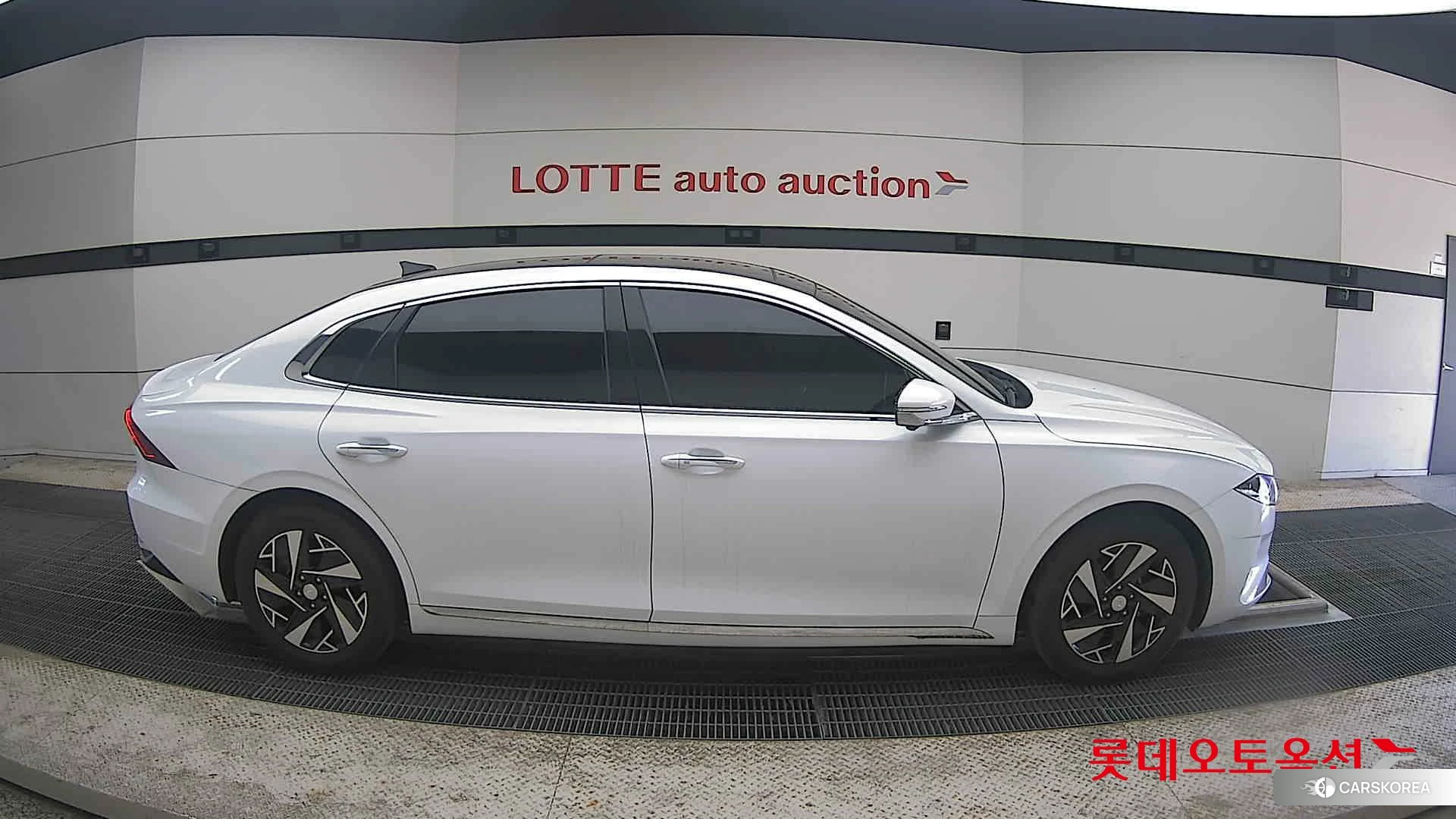 Hyundai Grandeur Hybrid id 4296755 из Кореи 23