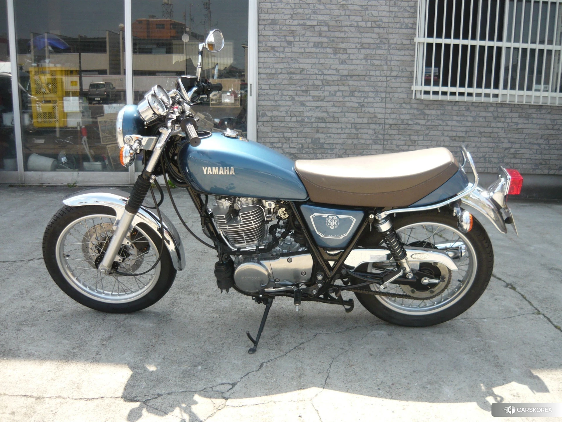 Проданный Yamaha SR 400 2020 из Японии