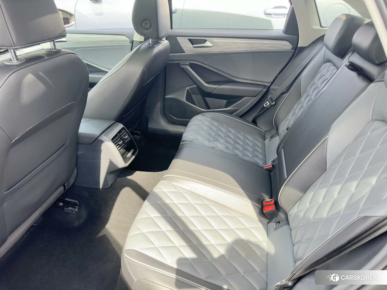 Volkswagen Sagitar id 4452183 из Китая 11