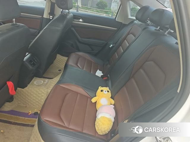 Volkswagen Lavida id 4387334 из Китая 14