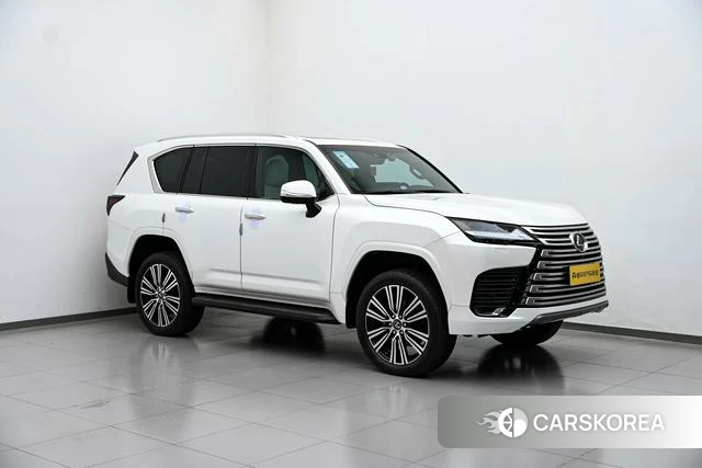 Lexus LX id 4276738 из Китая 13